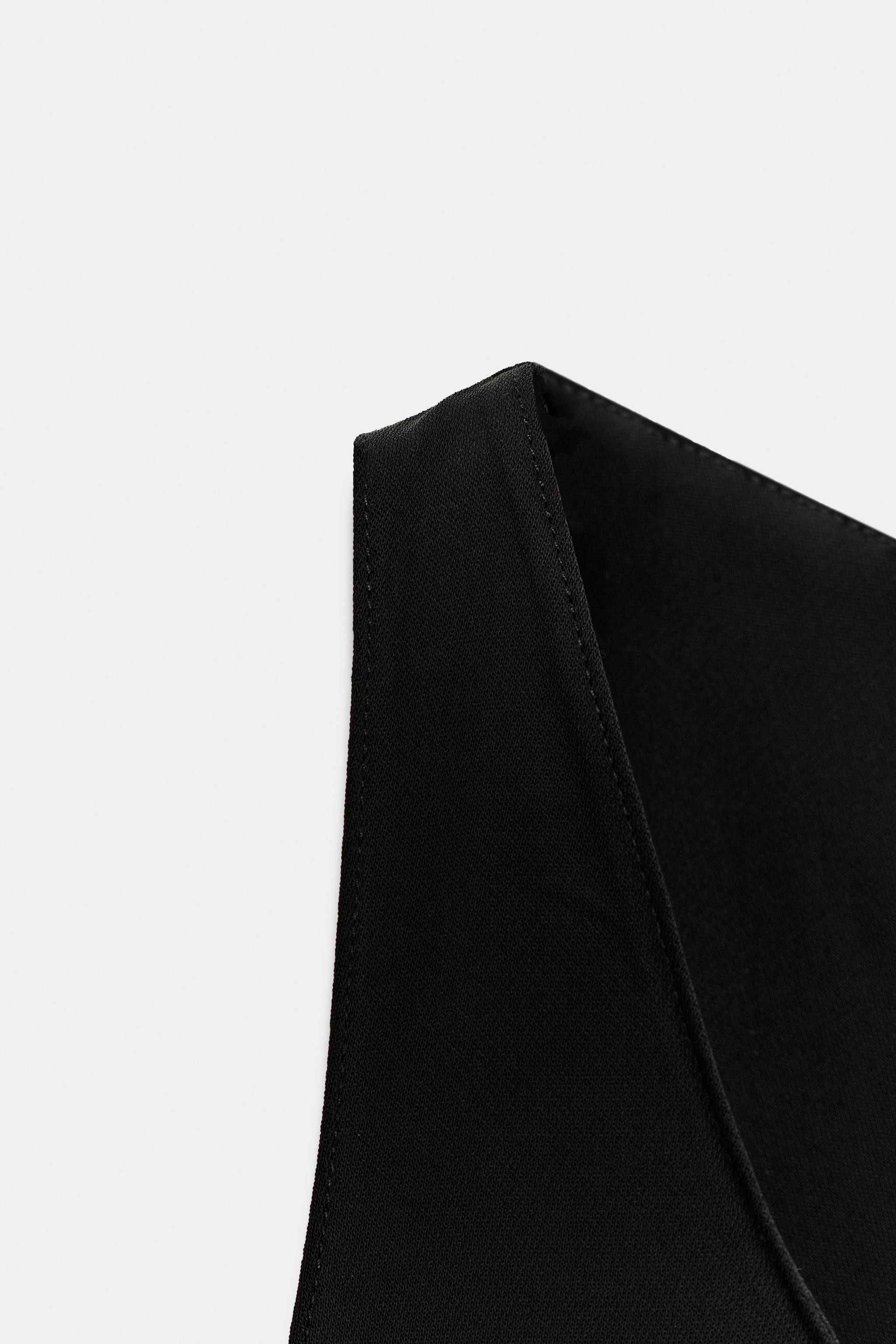 ASYMMETRIC ZW COLLECTION TOP